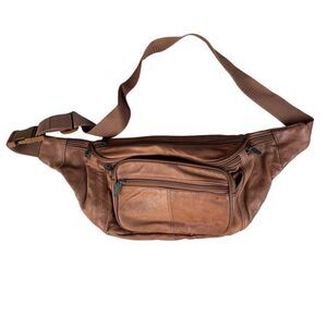 Vintage 90s Brown Leather Fanny Pack Multi-Zippered Compartments